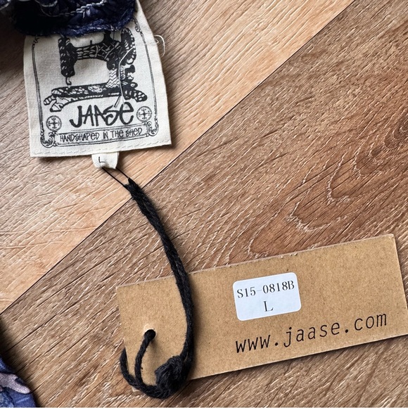 Jaase Navy Floral Maxi Dress with Pink and Cream Blooms - Picture 10 of 12